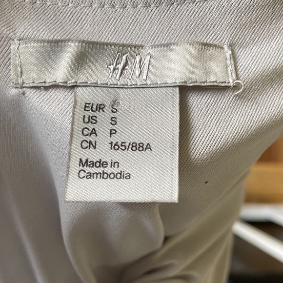 H&M One shoulder dress - Picture 3 of 3